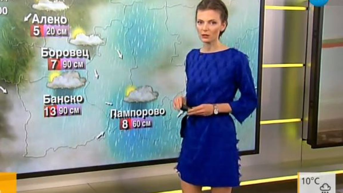 Нора Шопова изплаши зрителите в оскъдна рокличка, която не скри... (СНИМКИ)