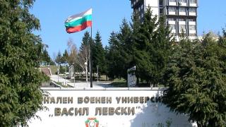 Правителството предлага да се открие Висше военновъздушно училище