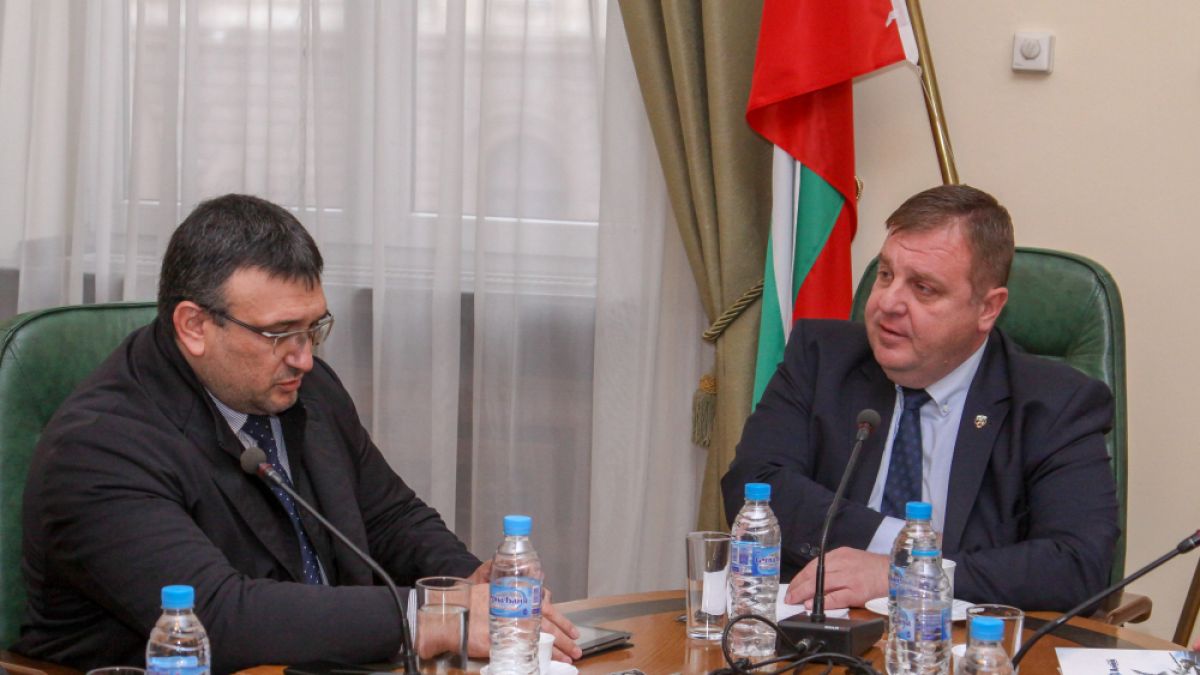 Каракачанов и МВР със спешни мерки срещу циганските безчинства