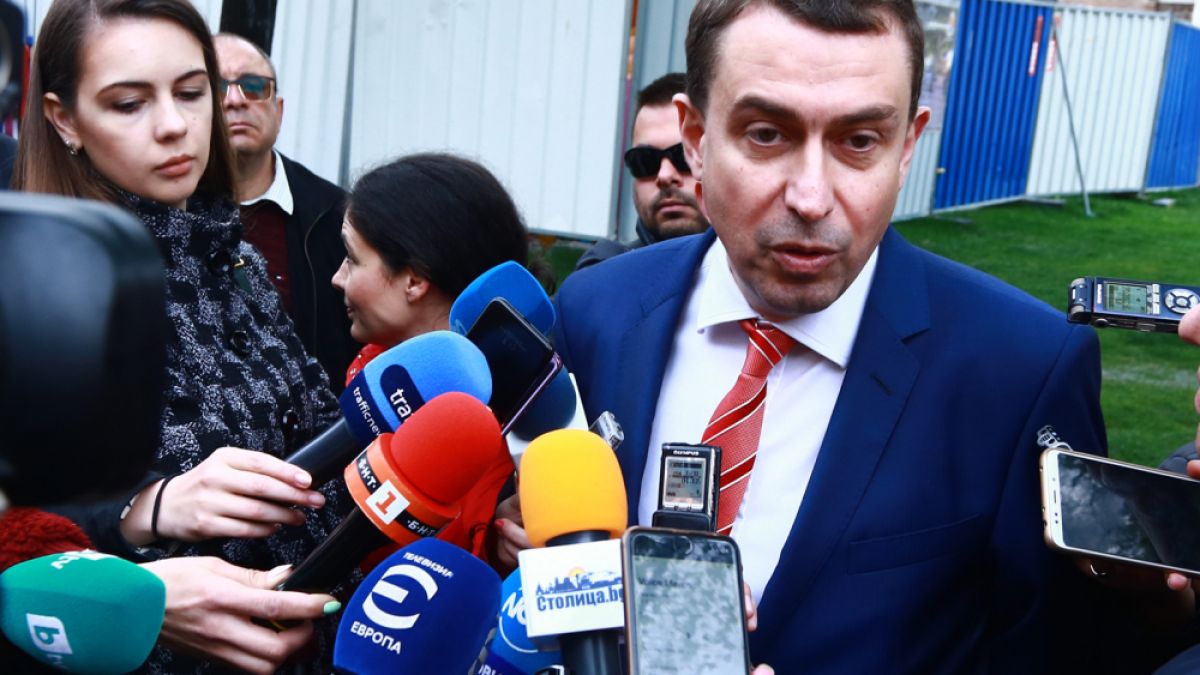 Главният архитект на София се впусна в неравна битка с ...