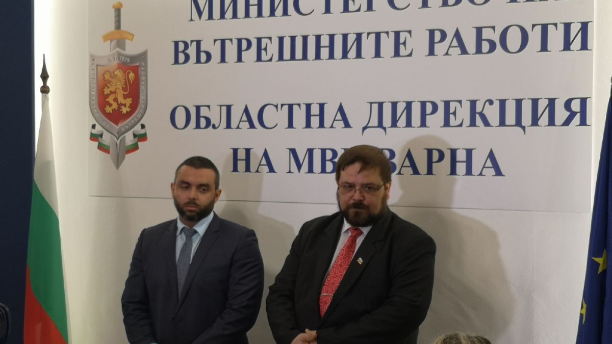 Първо в БЛИЦ: Колко струва откритият край Слънчев ден кокаин (СНИМКИ/ВИДЕО)