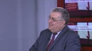 Проф. Близнашки: Лозан Панов е една огромна грешка, ще струва твърде скъпо на страната