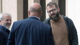 Гриша Ганчев и синът му се явиха в съда (СНИМКИ)