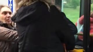 Брутално грозна сцена в столичния градски транспорт (ВИДЕО)