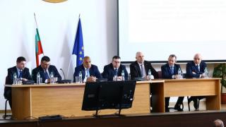Цацаров с актуален коментар за ало измамите (СНИМКИ)