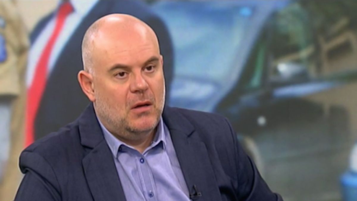Иван Гешев посочи грешката на Иванчева: Никой не взема пари така!