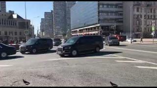 Кортежът от лимузини Aurus на Путин бе заснет на ВИДЕО