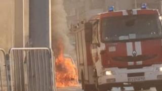 Извънредно и първо в БЛИЦ! Огнен ад в София до Румънското посолство (СНИМКА)