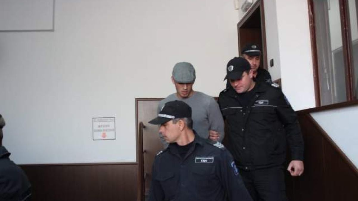 Това е Евгени, взривил банкомат в пловдивския жк "Тракия" (СНИМКИ)