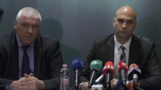Снимки с тлъсти пачки в нета издали просешката мафия във Видинско