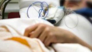 Медицинско чудо! Жена се събуди след 27 години кома