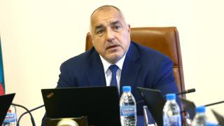 Първо в БЛИЦ! Борисов запретна ръкави само по риза и шокира всички с това, което направи (СНИМКИ/ВИДЕО)