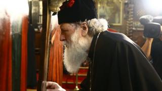 Патриарх Неофит: Християните да се вдъхновят от подвига на Спасителя (СНИМКИ)