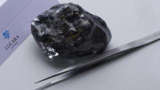 Изкопаха уникално 1758-каратово съкровище от недрата на Ботсвана (СНИМКИ)