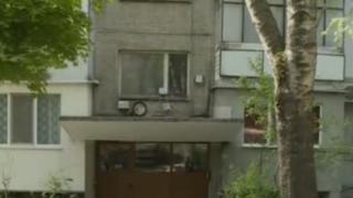 За първи път: Съседи пускат на търг апартамента на домоуправителка, отмъкнала парите от касата