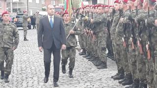 Румен Радев разтърси Клисура с пламенни слова (СНИМКИ)
