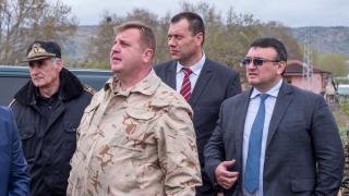 Каракачанов с горещи новини за ордите бежанци от Изтока