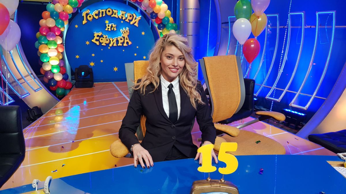 Ева Веселинова шашна с уникална СНИМКА на близнаците, а свекърва й... 