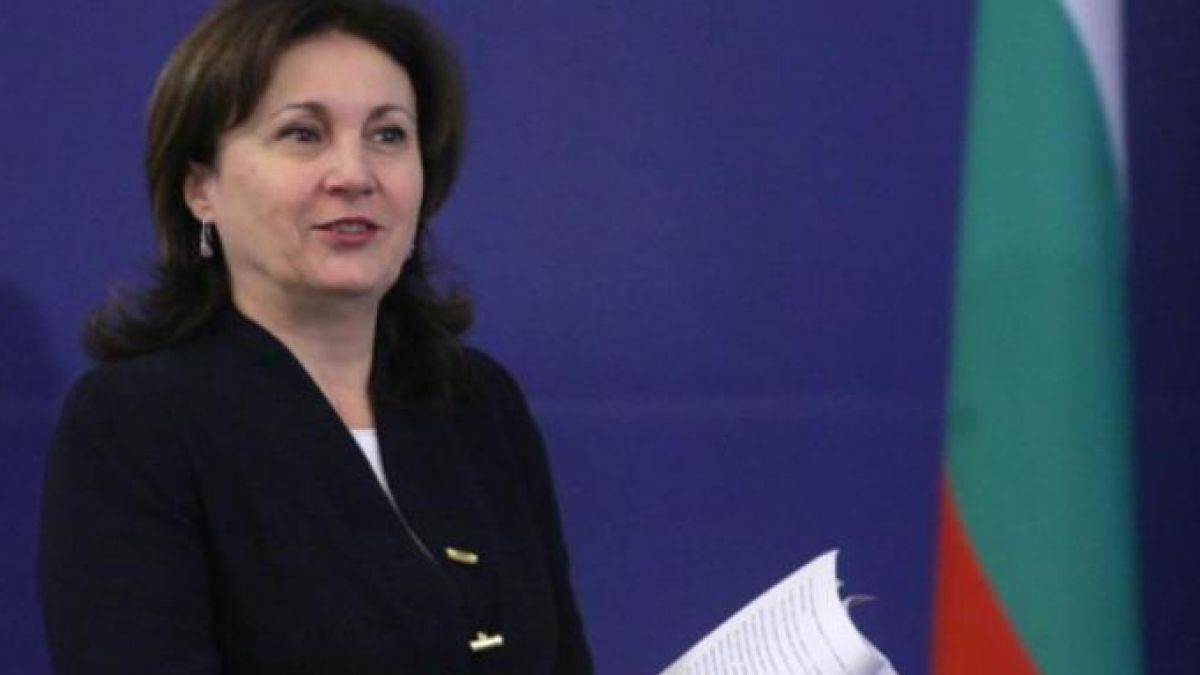 Какво пише на листчето, дадено от Борисов на папата