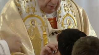 Първо причастие на българчета очи в очи с папа Франциск