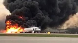 Появи се ново страшно ВИДЕО от ужаса с много трупове в самолет на "Аерофлот"