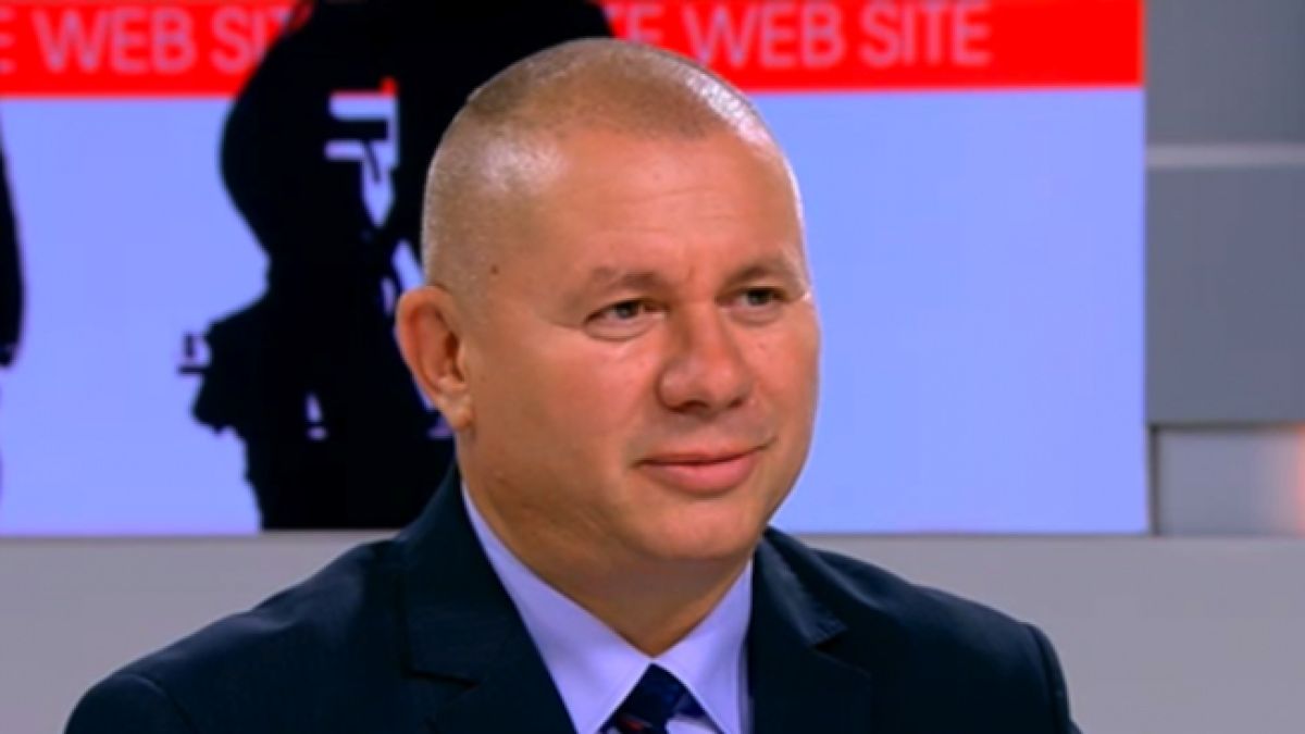 Ген. Шивиков разкри има ли опасност от военен преврат