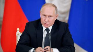 Путин смени по телефона ръководството на Военноморския флот на Русия