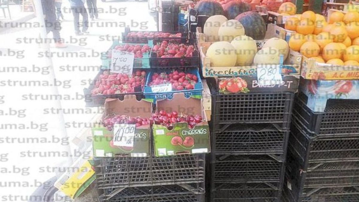 Цената на първите череши шокира дупничани 