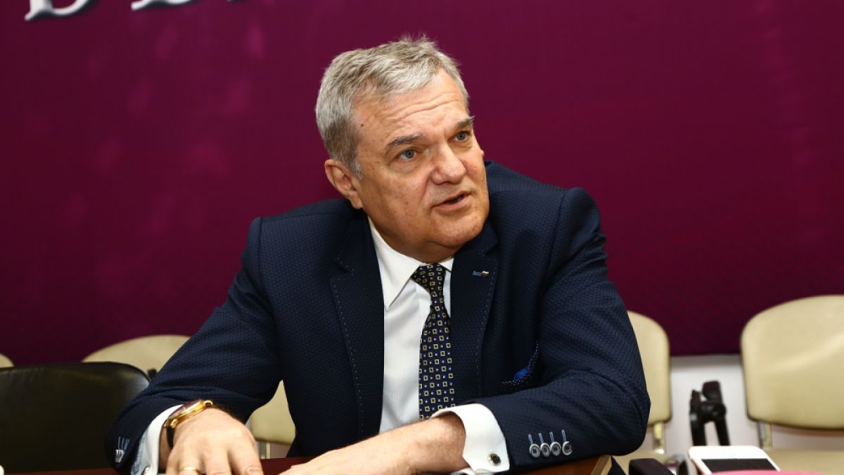 Румен Петков пред БЛИЦ: Нашите кандидати можеха да работят в цяла Европа, но избраха България! 