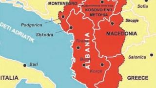 Албанският премиер пак напира да маха границите на Балканите