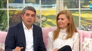Плевнелиев стяга голям купон и изпрати на приятелите си интересен СМС