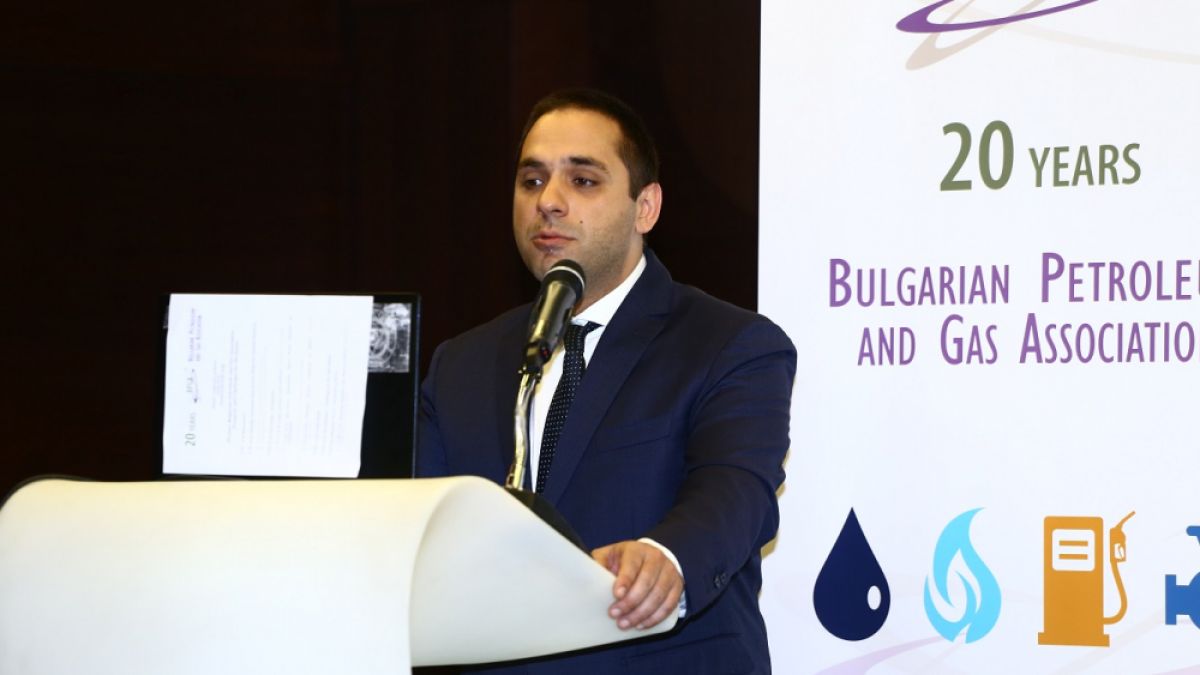 Министърът на икономиката с важни новини за горивата! (СНИМКИ)
