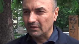 Пълен абсурд: Заплашват родители, натопили дилър