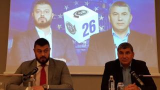 Бареков на среща със симпатизанти: Връщам се към професията си „учител”