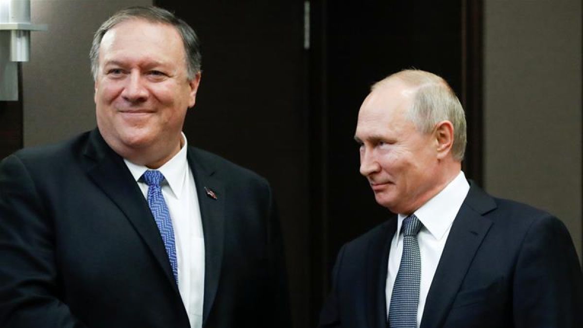 Стана ясно какви теми са обсъждали Путин и Помпео