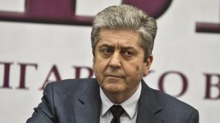 Първанов поиска ревизия на прехода