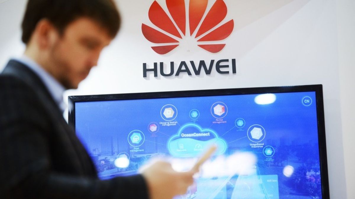 САЩ позволиха на Huawei временна и частична дейност в страната