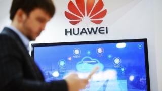 САЩ позволиха на Huawei временна и частична дейност в страната