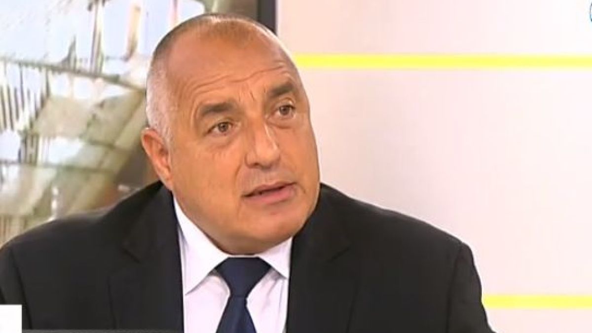 Премиерът поряза Виктор Николаев: Какво стана с острова ми, който като бухалка размахвахте?!