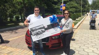Спорт Тото връчи ключовете за Ягуар ХЕ в Сандански