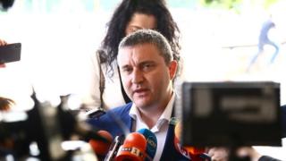 Горанов: Подценяват Борисов, но точно тогава той се появява (СНИМКИ)
