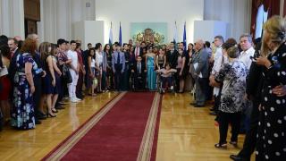 В резиденция "Бояна" Радев и съпругата му ще...