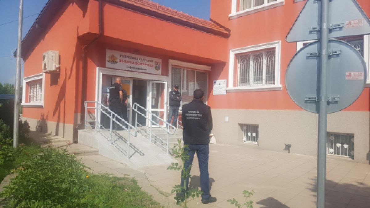 Прокуратурата поиска задържане под стража на кмета на Божурище