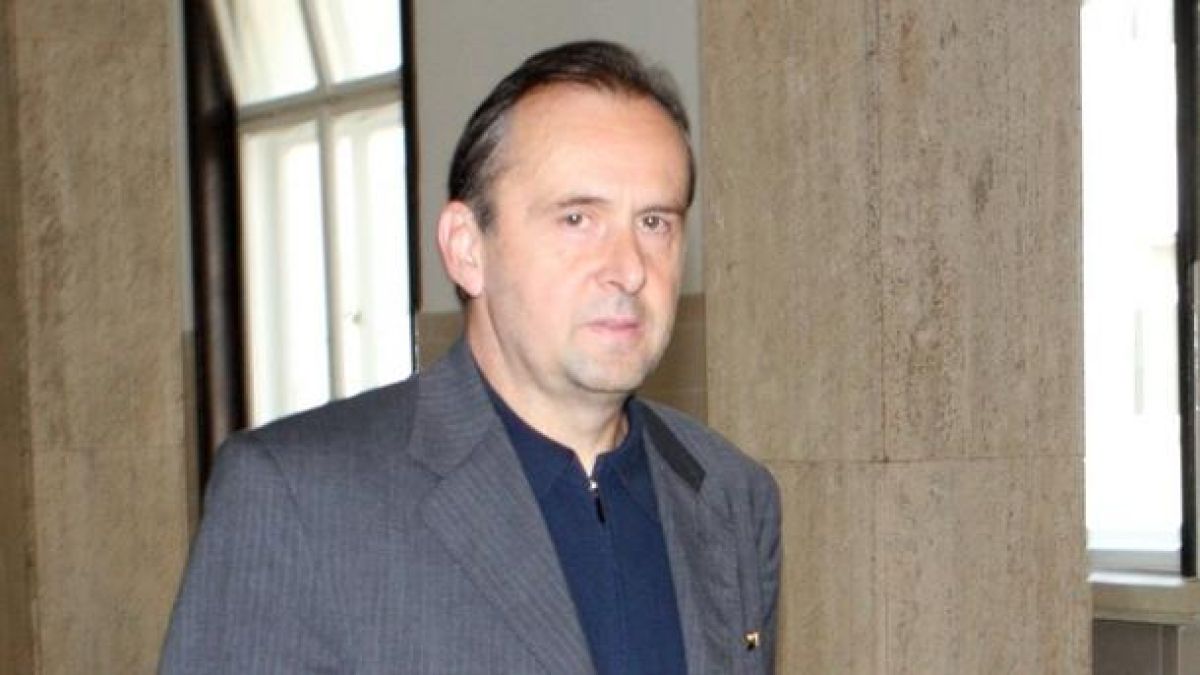 Пак отложиха делото срещу Вальо Топлото 