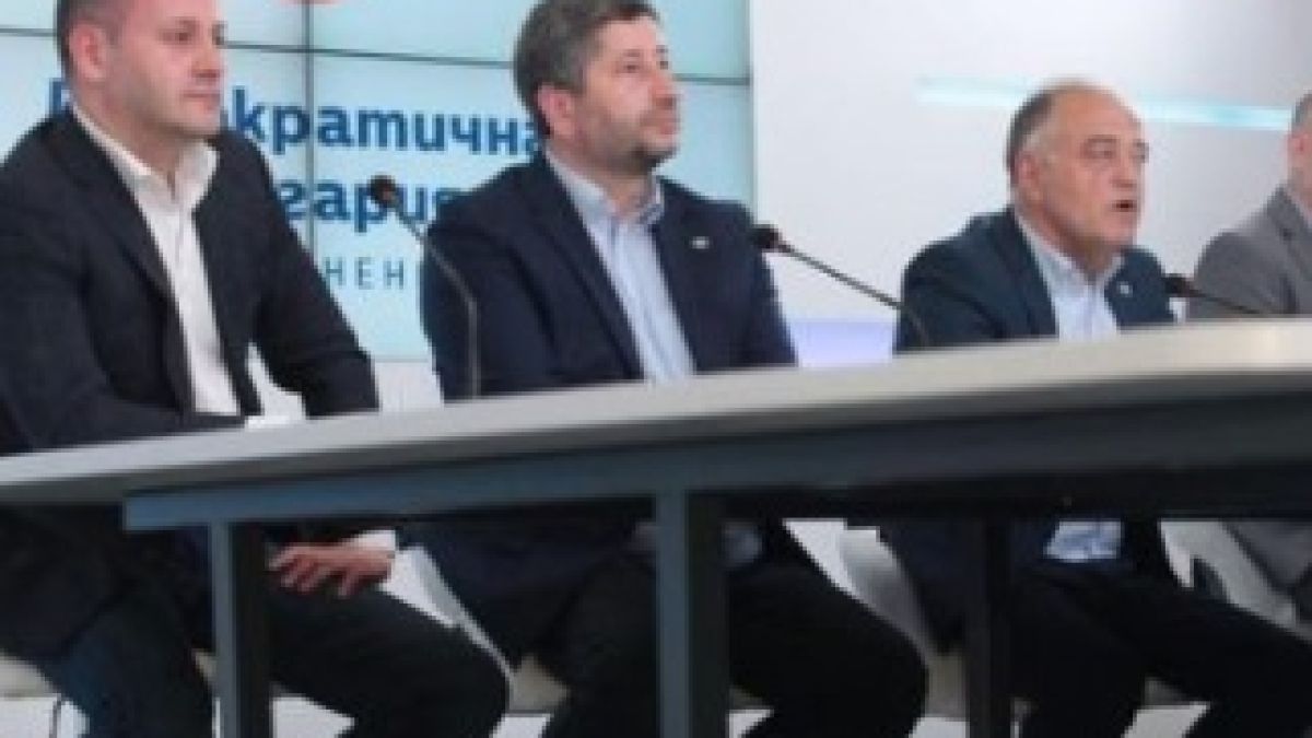 Грешни пари за нашия човек. Кой плати кампанията и как осигури гласовете за Радан Кънев?