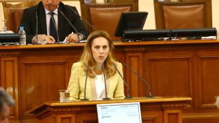 Министърът на туризма потвърди страхотната финансова вест за хиляди българи