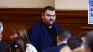 Делян Пеевски ексклузивно пред БЛИЦ: Николай Василев никога не ме е уволнявал! Не знам защо се опитва да се прави на герой на гърба ми!