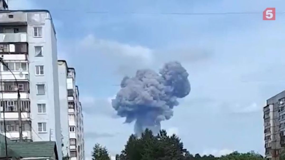 Адски експлозии разтърсиха Дзерджински (СНИМКИ/ВИДЕО)