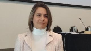 Учат нотариусите ни на разводи по френски