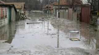 Кошмарни СНИМКИ и подробности за извънредната ситуация в Тутраканци